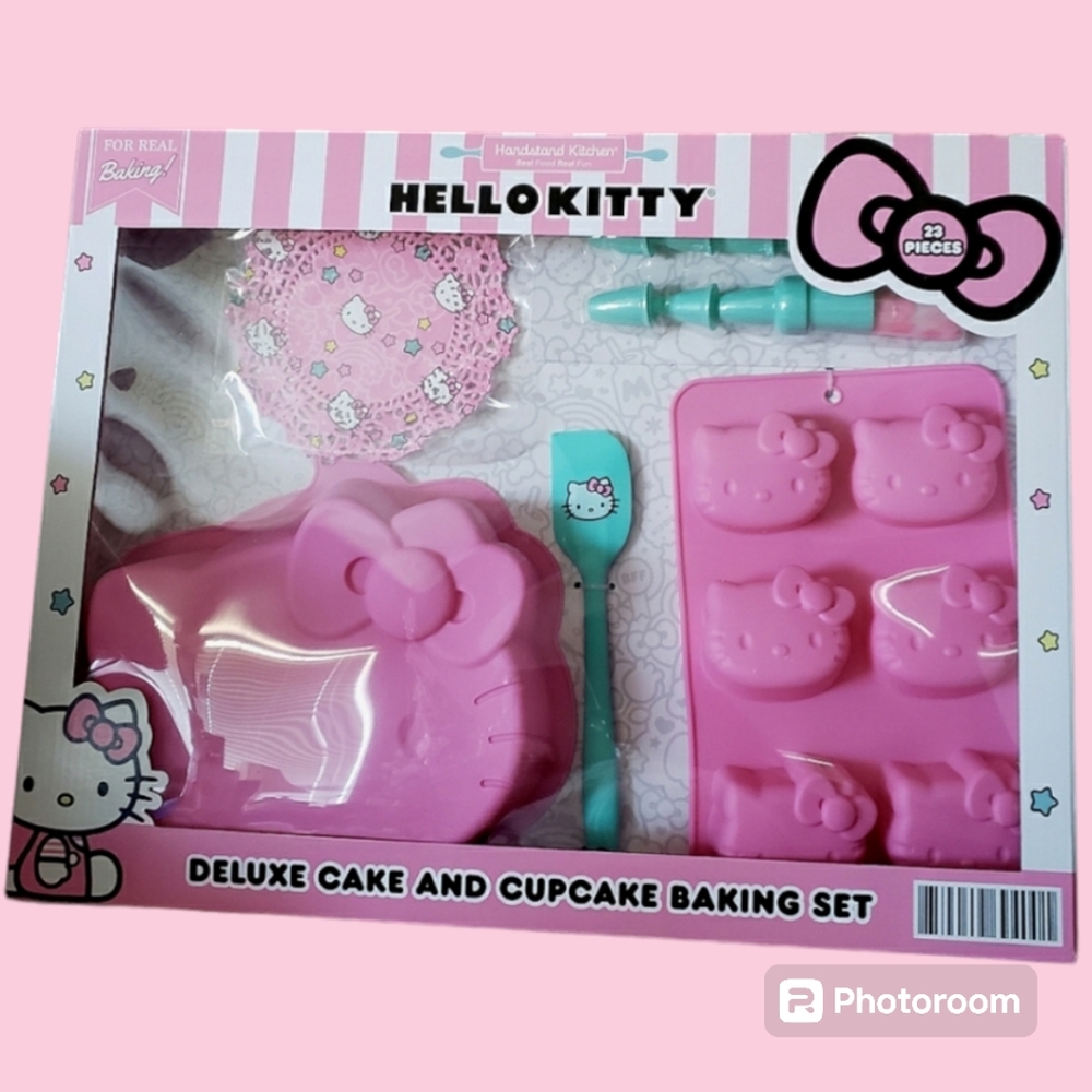 Hello Kitty Baking Set